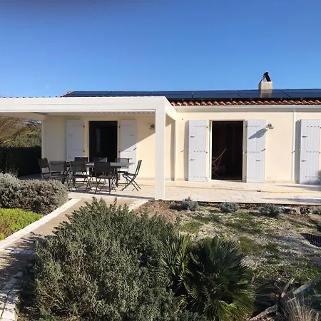 Villa Allee De La Pentie Villa *
